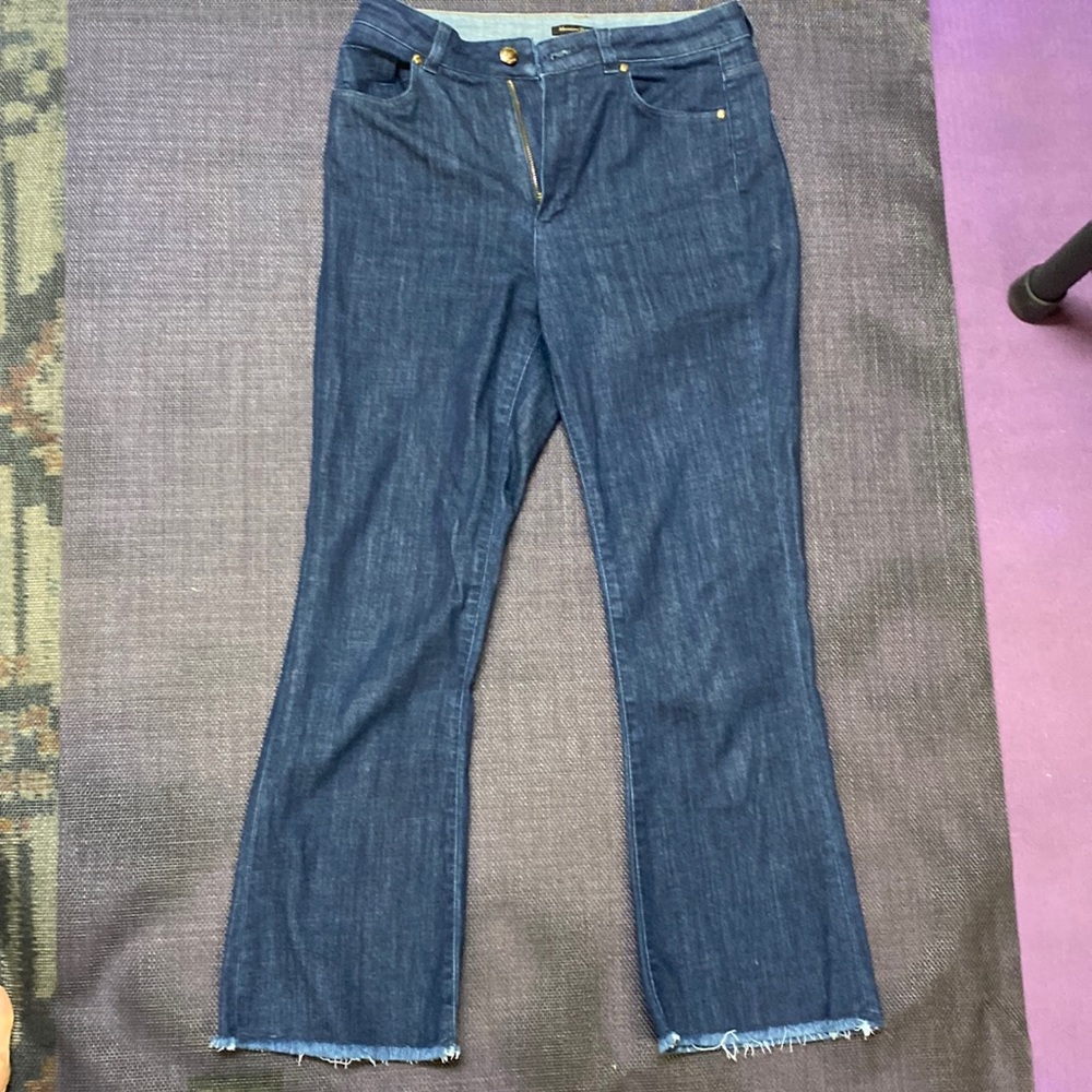 Massimo Dutti size 4 ankle jeans with frayed hem